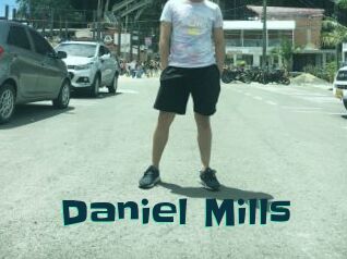 Daniel_Mills