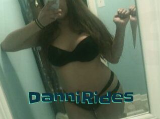 Danni_Rides