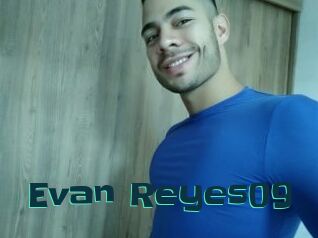 Evan_Reyes09