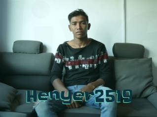Henyer2519