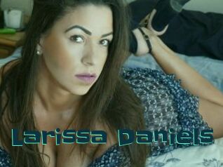 Larissa_Daniels