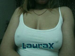 LauraX