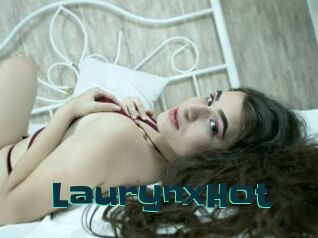 LaurynxHot