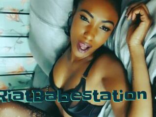 LaylahRiatBabestation