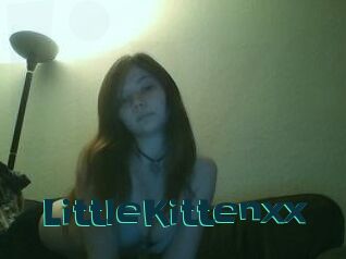 LittleKittenxx