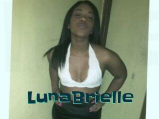 Luna_Brielle