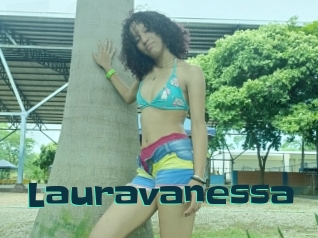 Lauravanessa