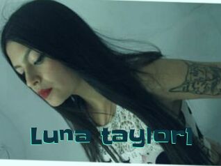 Luna_taylor1