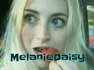 Melanie_Daisy