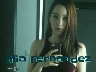 Mia_Fernandez