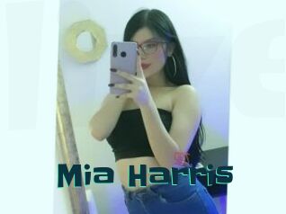 Mia_Harris