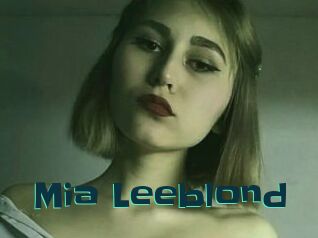 Mia_Leeblond