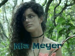 Mia_Meyer