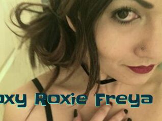 Ms_Foxy_Roxie_Freya