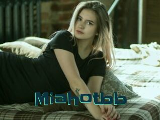 Miahotbb
