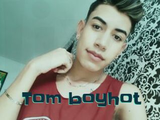 Tom_boyhot