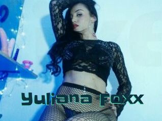 Yuliana_Foxx
